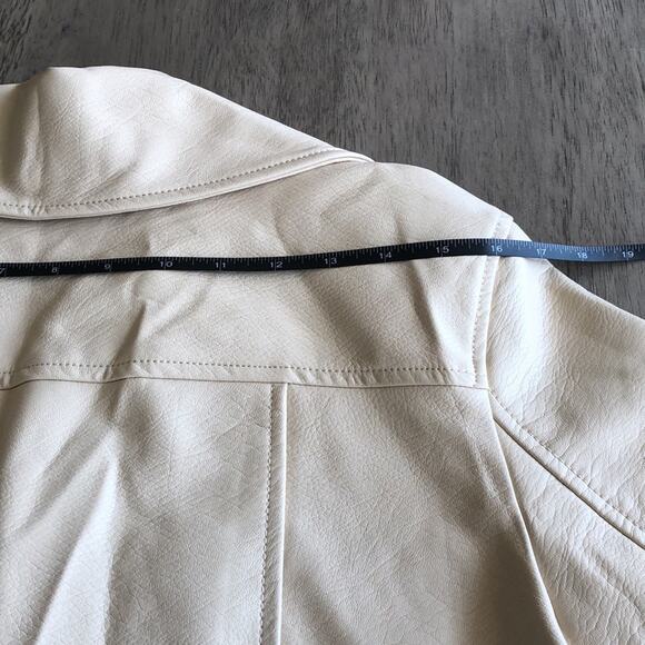 Elizabeth and James Cream Moto Jacket - L - Picture 9 of 10
